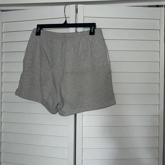 Brandy Melville - Picture 2 of 4